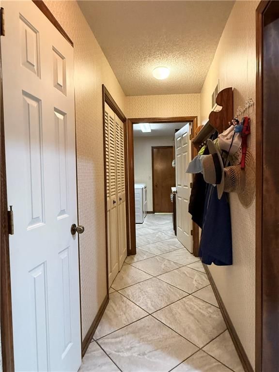 Photo 29 of 71 - 12809 Rickey Road, Kansas City, MO 64133