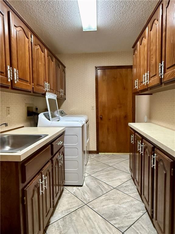 Photo 30 of 71 - 12809 Rickey Road, Kansas City, MO 64133