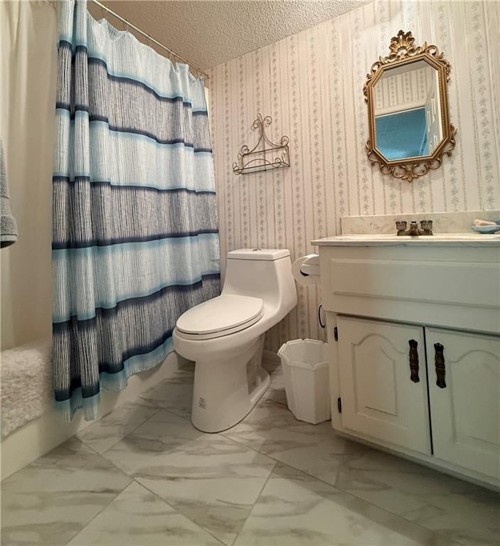 Photo 39 of 71 - 12809 Rickey Road, Kansas City, MO 64133