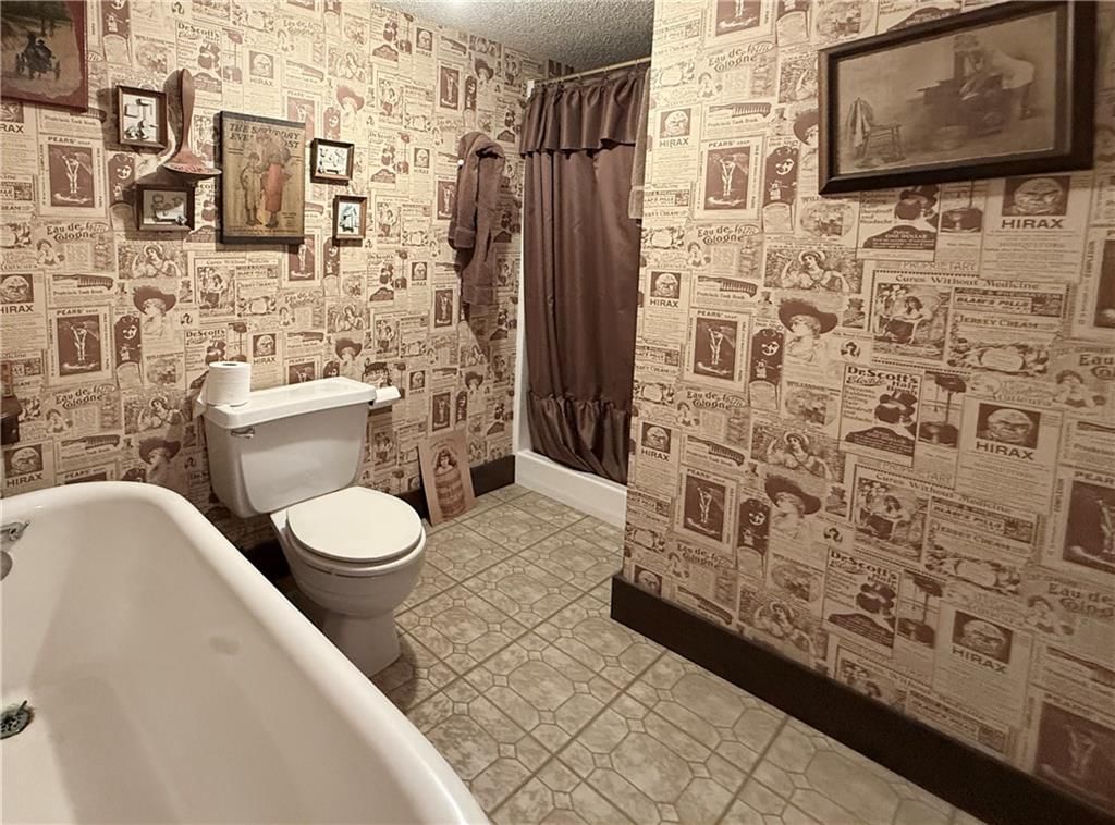 Photo 49 of 71 - 12809 Rickey Road, Kansas City, MO 64133