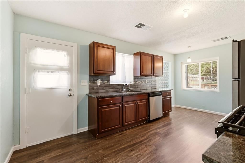 7203 E 102nd Street — photo 18