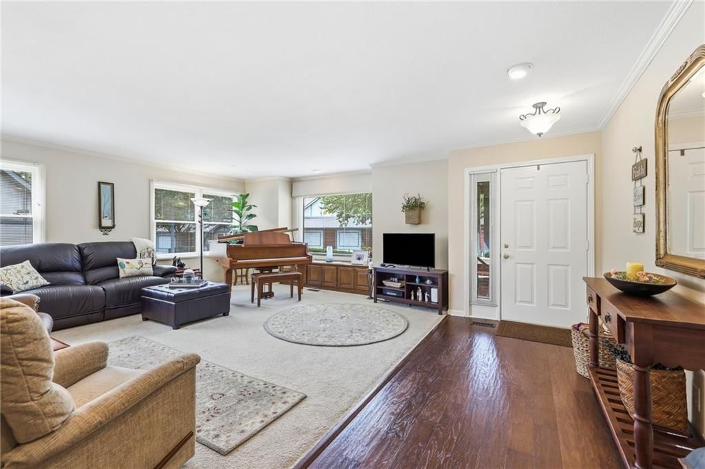 761 N Somerset Terrace — photo 6