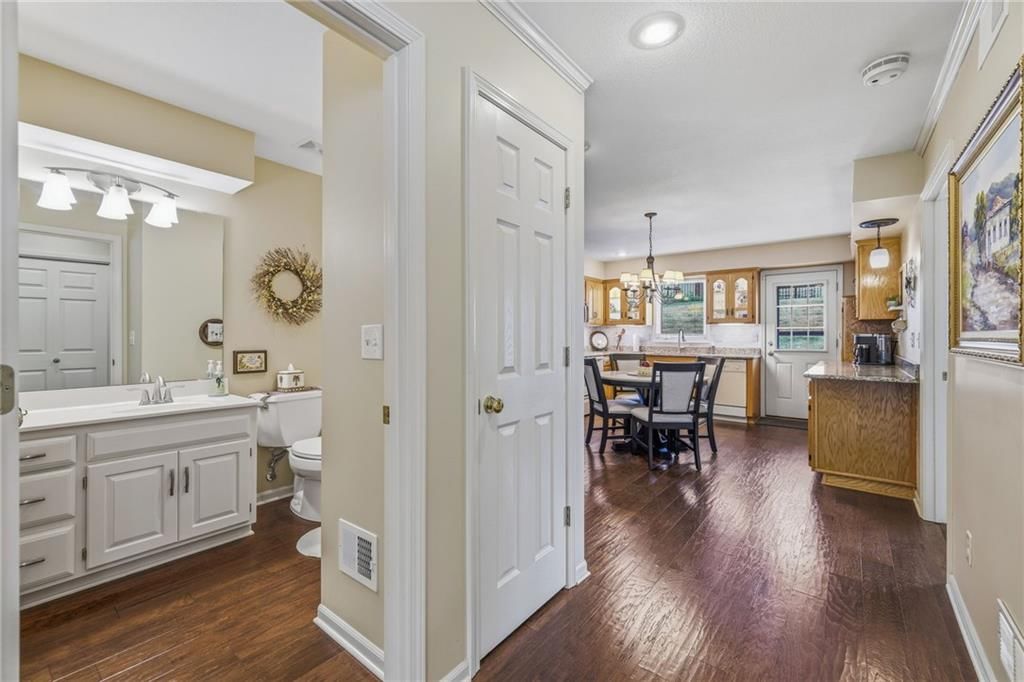 761 N Somerset Terrace — photo 11