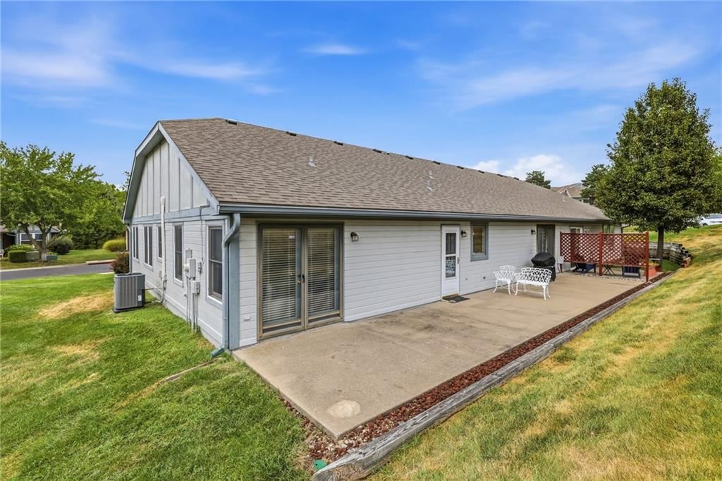 761 N Somerset Terrace — photo 35