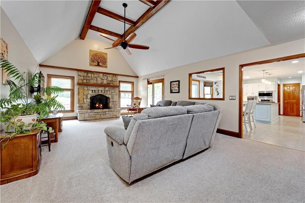 1013 SE Greenridge Drive — photo 6
