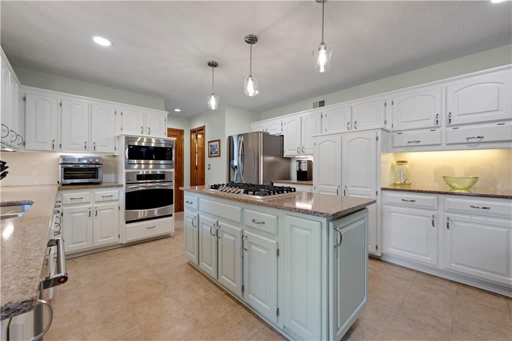 1013 SE Greenridge Drive — photo 13