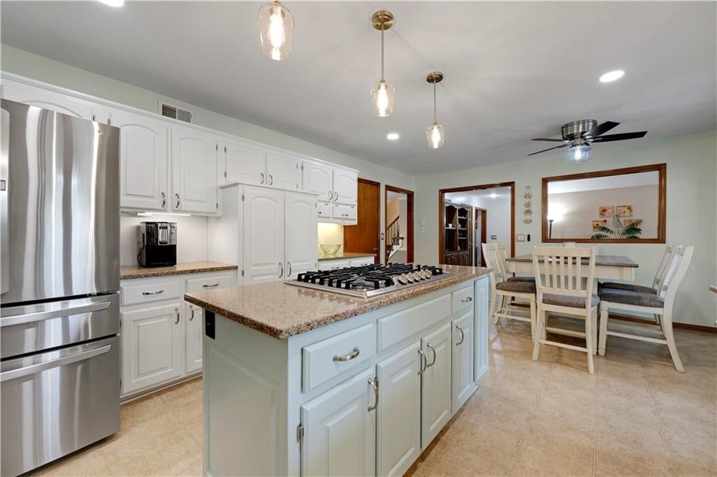 1013 SE Greenridge Drive — photo 14