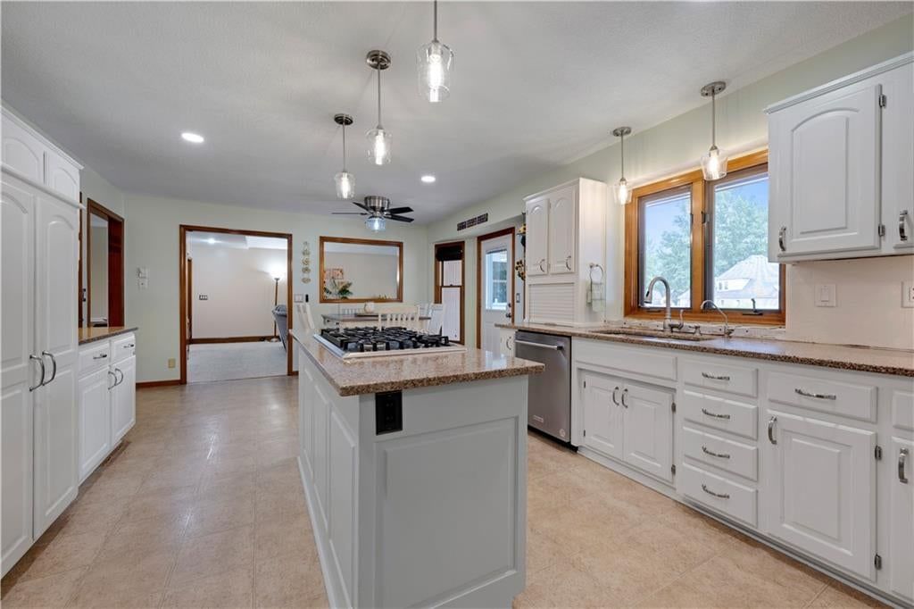 1013 SE Greenridge Drive — photo 15