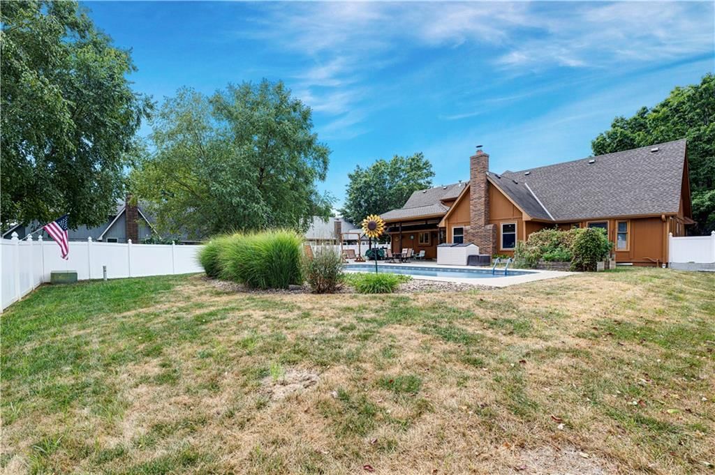 1013 SE Greenridge Drive — photo 42