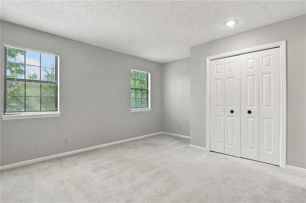 11617 W 113 Street — photo 12
