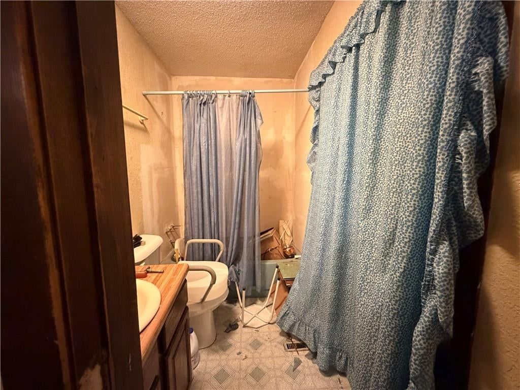 2331 Cleveland Avenue — photo 3