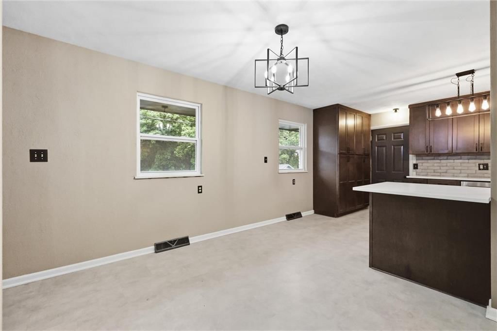 2806 N River Boulevard — photo 9