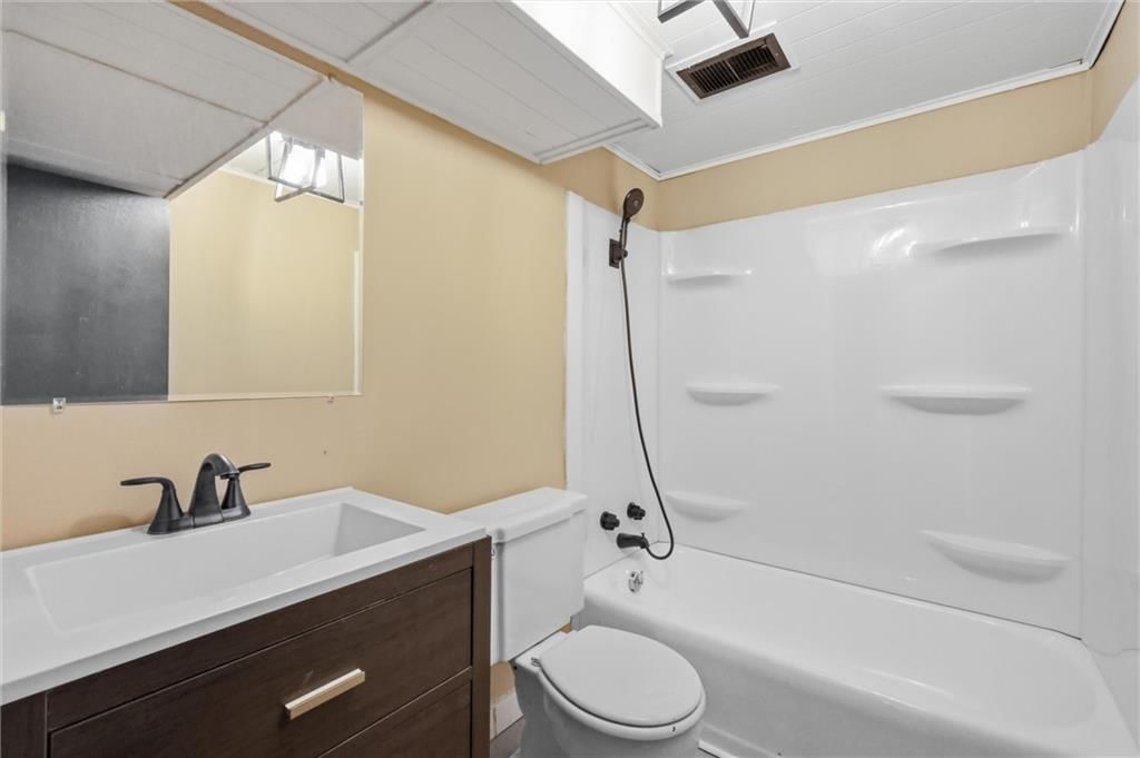 2806 N River Boulevard — photo 33