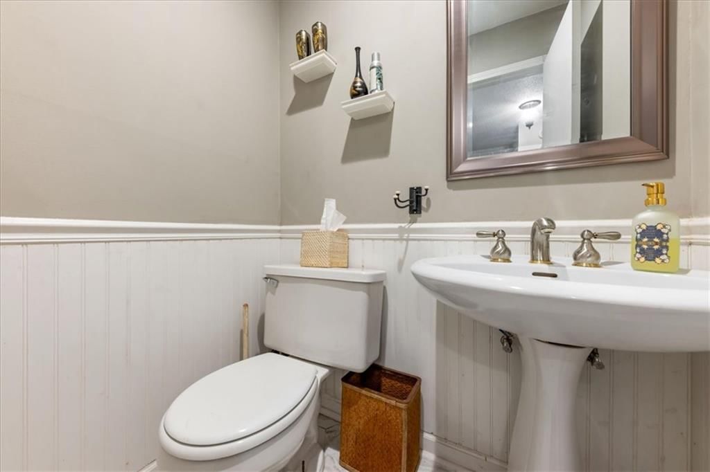 10214 Conser Street — photo 7