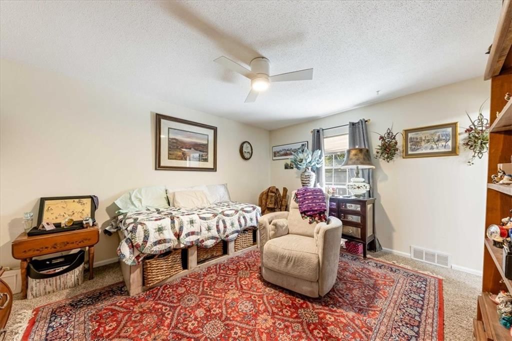 10214 Conser Street — photo 17