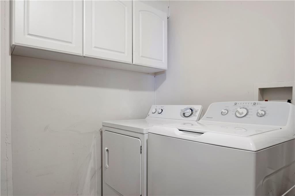 Photo 13 of 19 - 11037 N Lewis Avenue, Kansas City, MO 64157