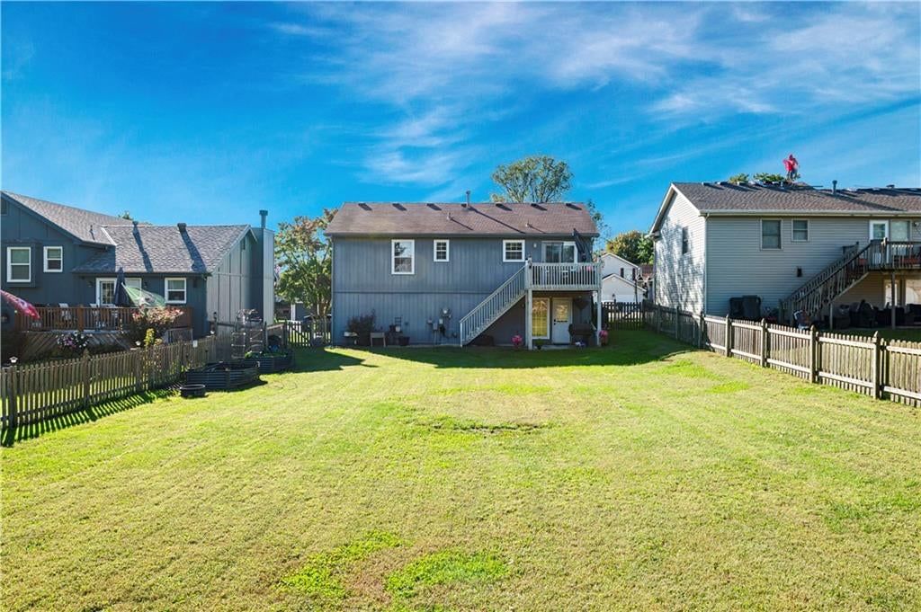 11037 N Lewis Avenue, Kansas City, MO: listing photo 2