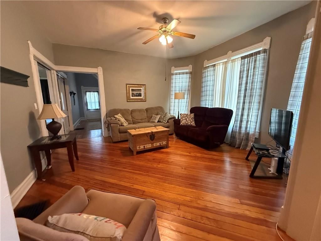 209 W Nodaway Street — photo 14