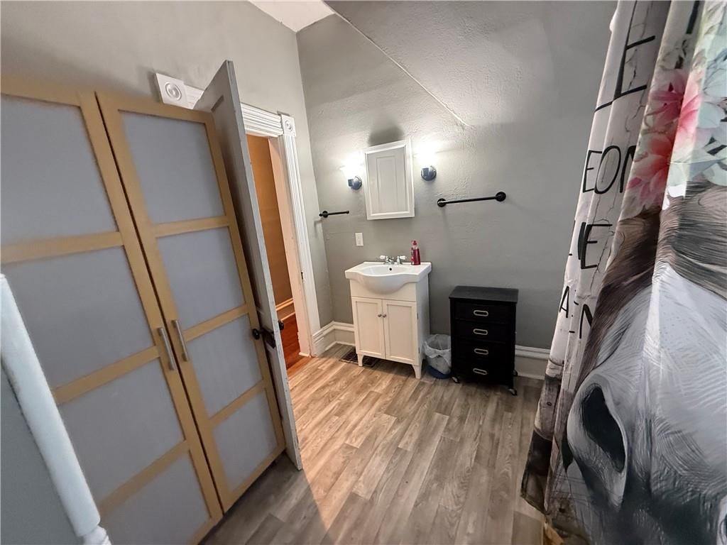 209 W Nodaway Street — photo 17