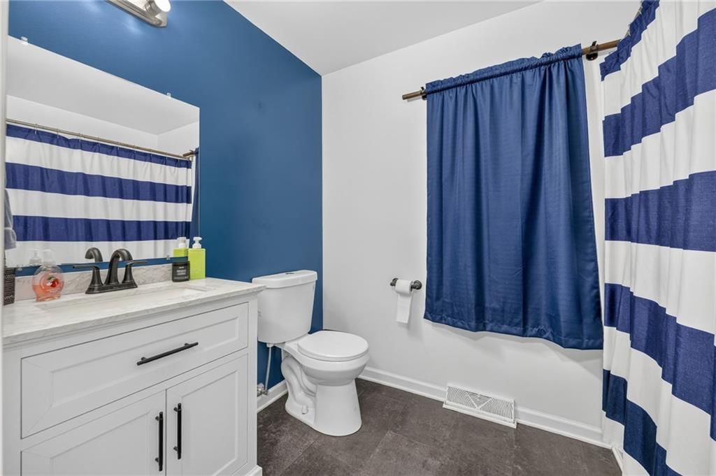 5609 N Lenox Avenue — photo 13