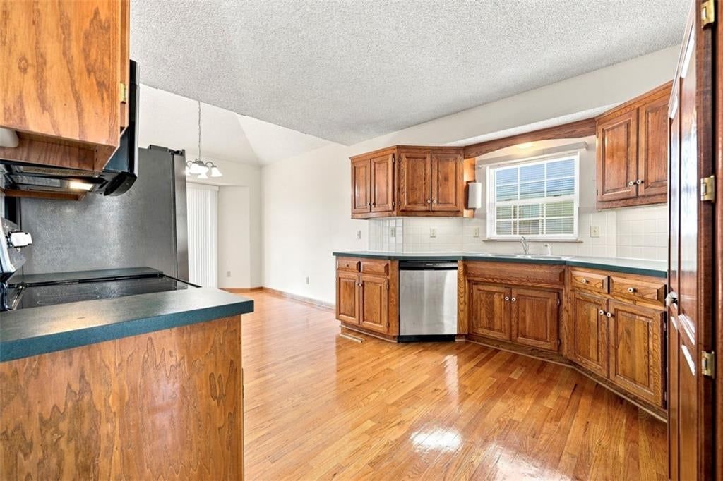 1534 NE Stonewood Drive — photo 11