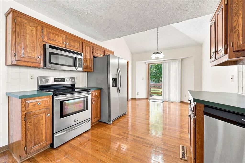1534 NE Stonewood Drive — photo 13