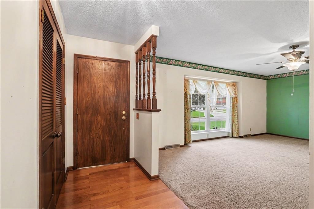 Photo 5 of 34, 1613 Todd Street, Platte City, MO 64079