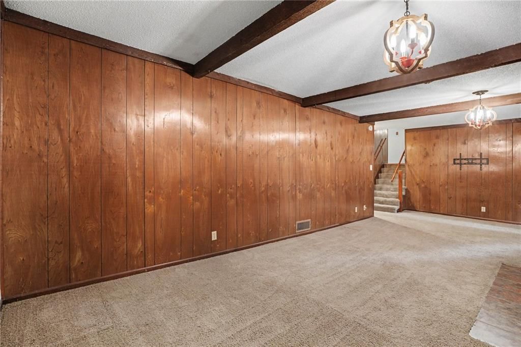 Photo 18 of 34 - 1613 Todd Street, Platte City, MO 64079