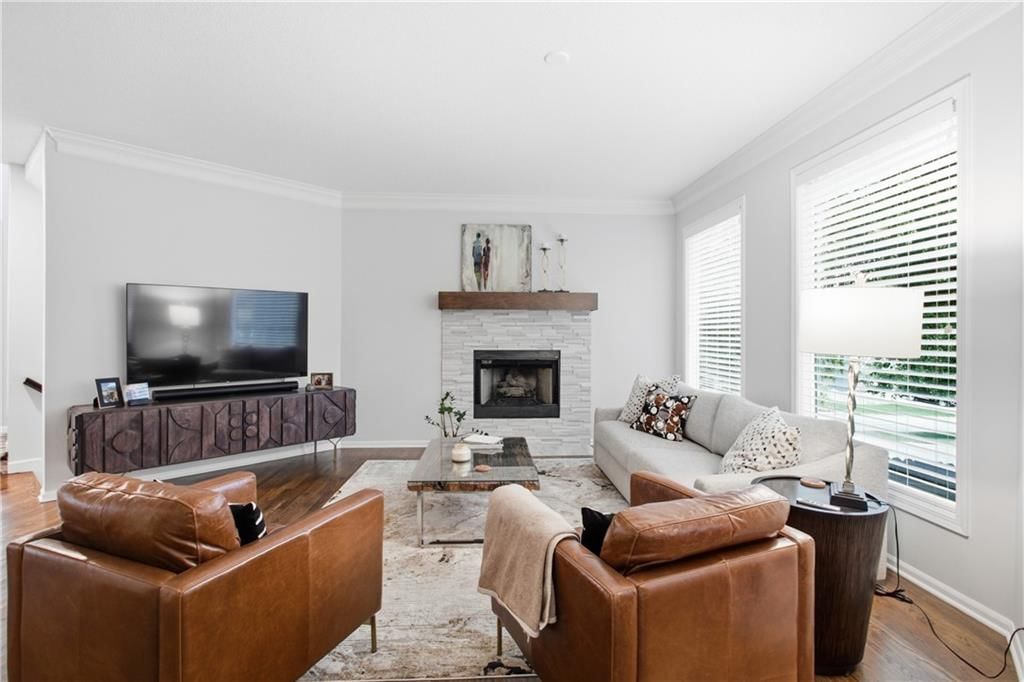 18640 W 116th Street — photo 8