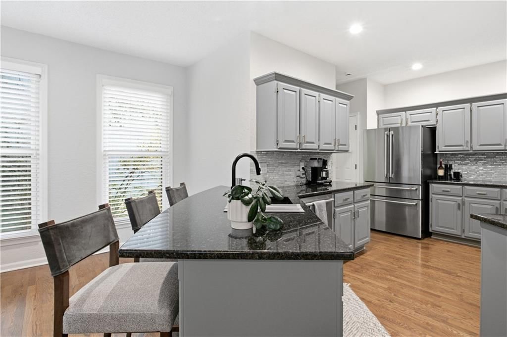 18640 W 116th Street — photo 10