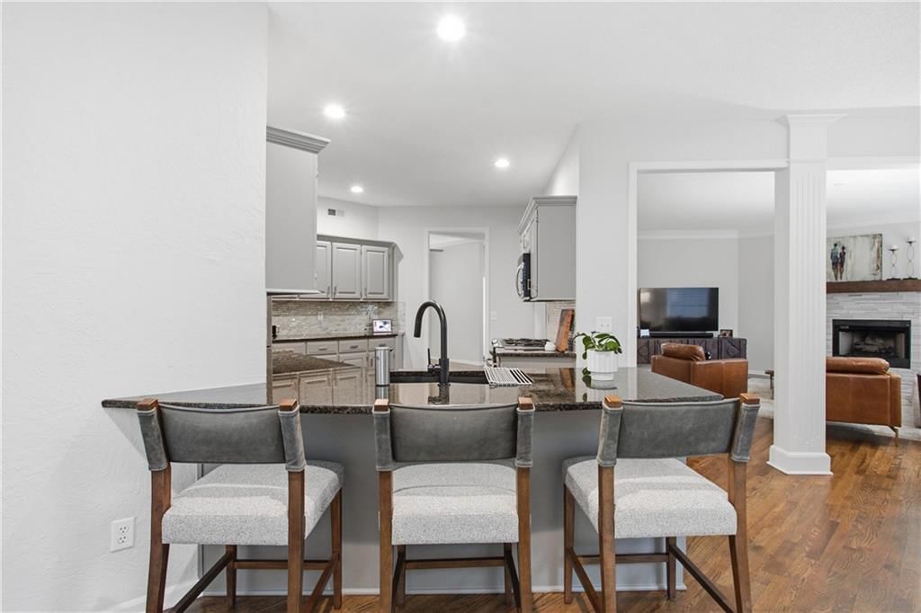18640 W 116th Street — photo 11