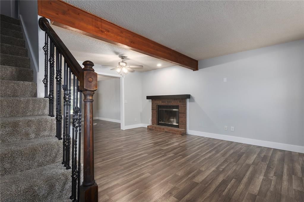 6902 Michael Lane — photo 3