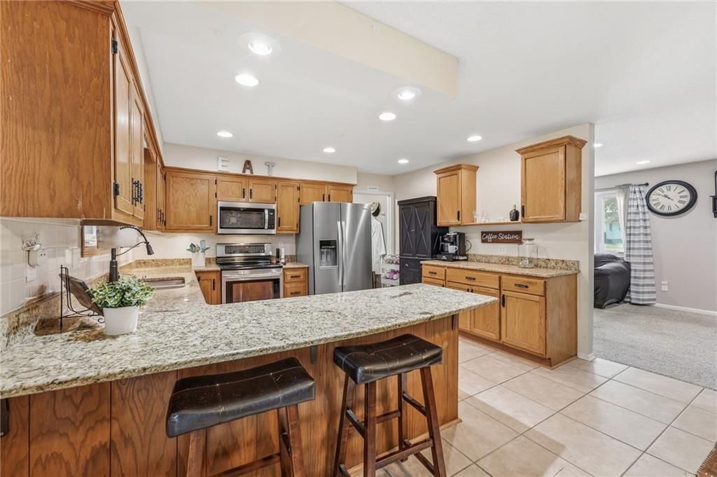98 E Beulah Street — photo 8