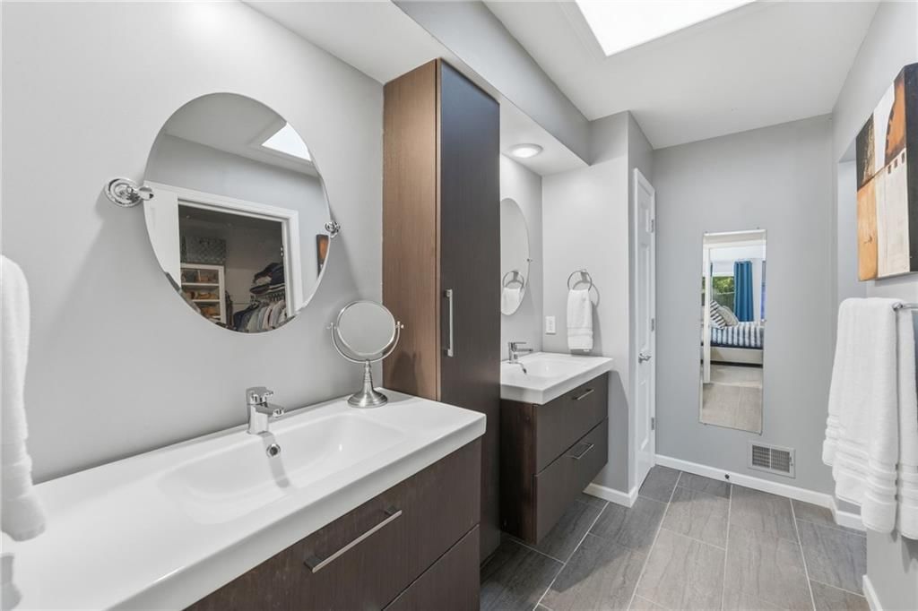 12843 Cambridge Road — photo 33