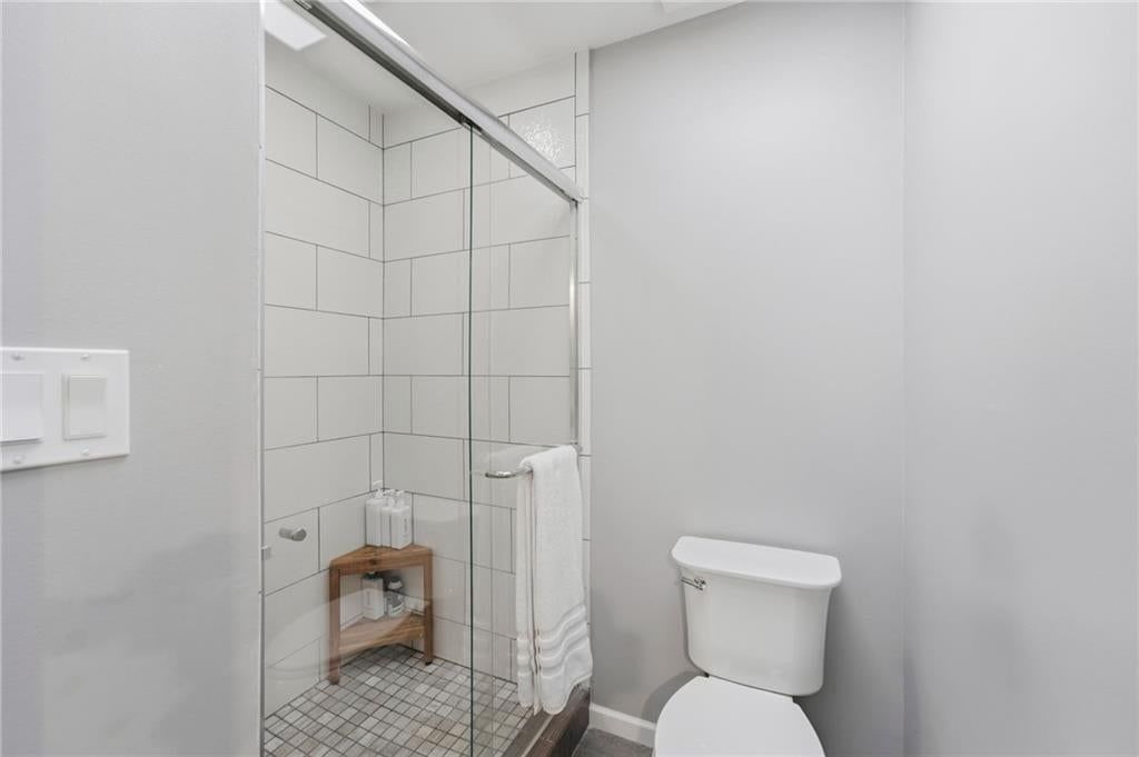 12843 Cambridge Road — photo 35