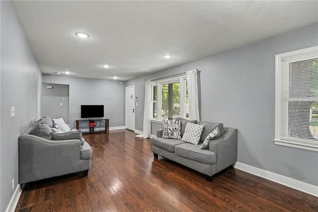 2825 N 76th Street — photo 5