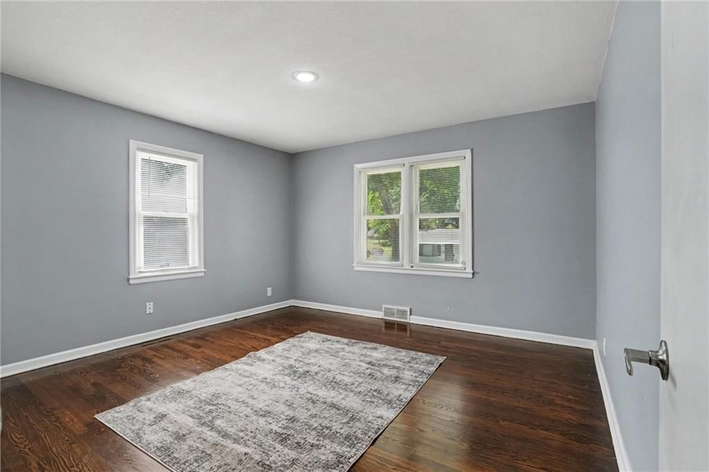 2825 N 76th Street — photo 14
