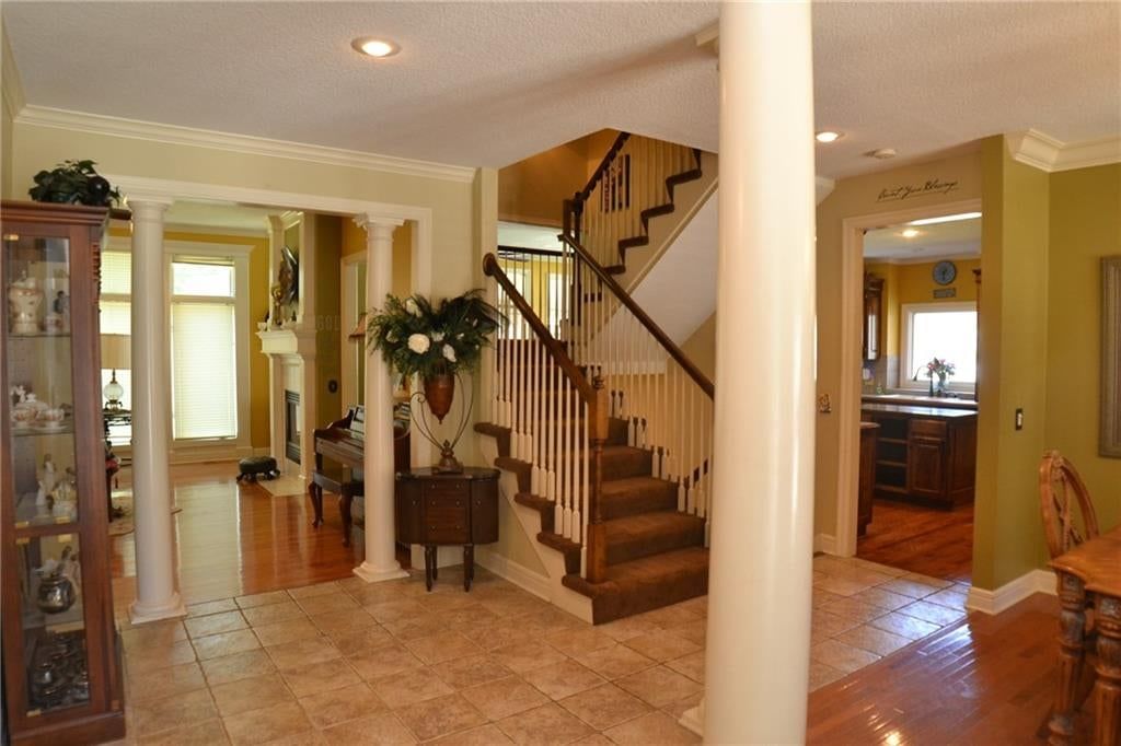 6328 N Spruce Avenue — photo 13