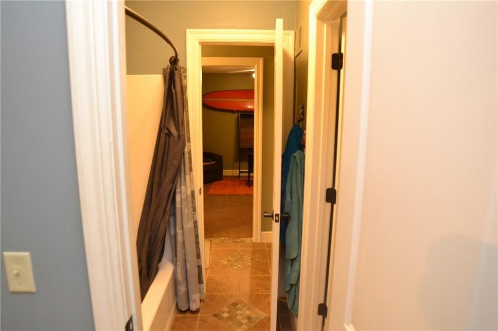 6328 N Spruce Avenue — photo 47