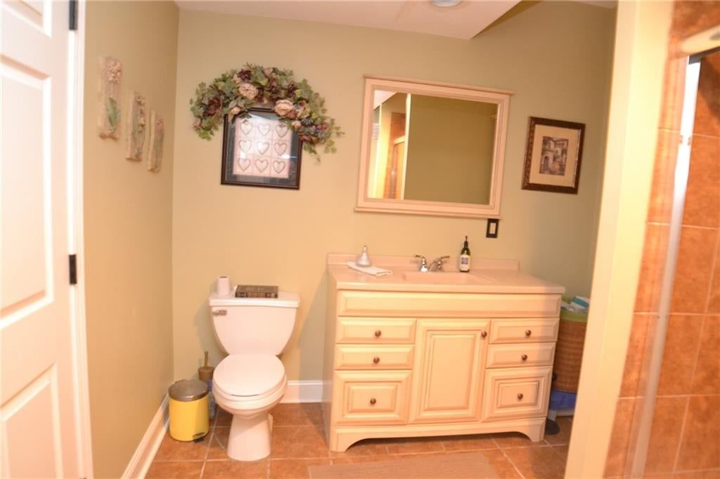 6328 N Spruce Avenue — photo 66