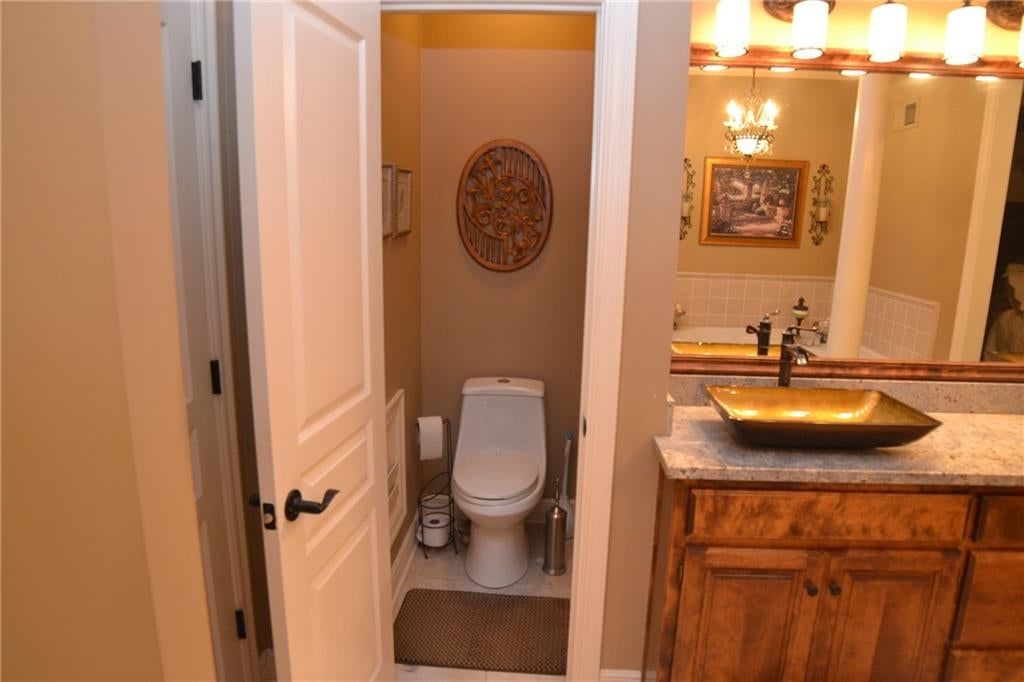 6328 N Spruce Avenue — photo 76