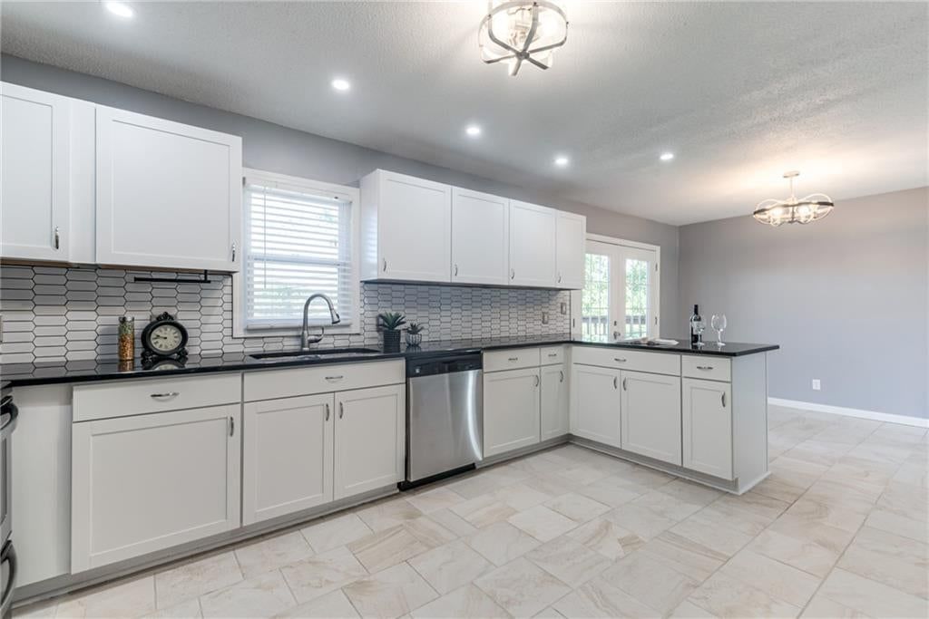 9534 Connell Drive — photo 20