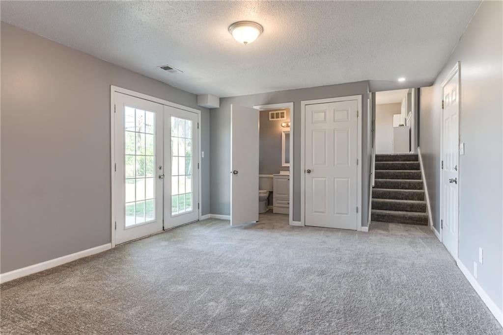 9534 Connell Drive — photo 35