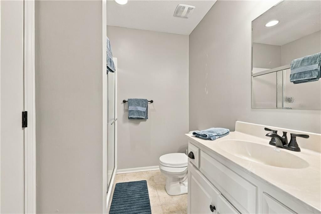 17625 Rock Island Drive — photo 11