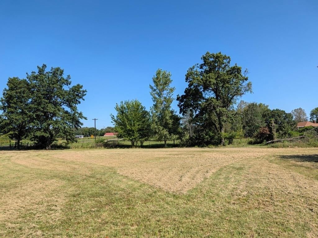 S Cave Road, Lone Jack, MO
