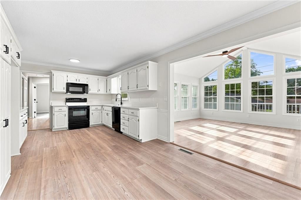 6415 W 73rd Terrace — photo 10