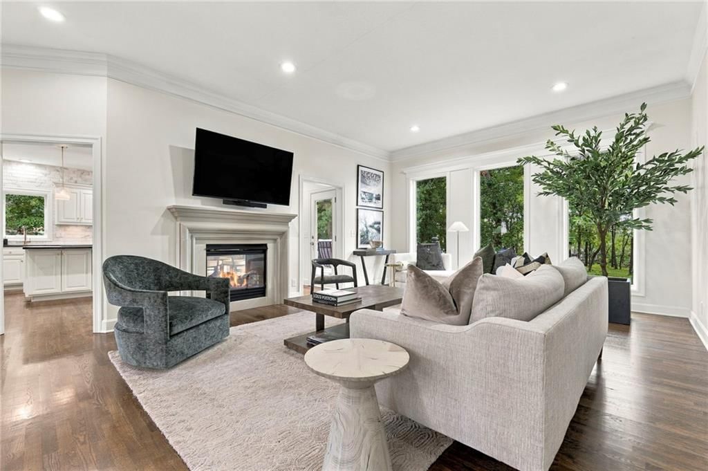 12521 Grand Avenue — photo 8