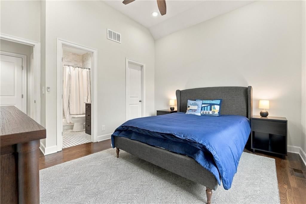 12521 Grand Avenue — photo 24