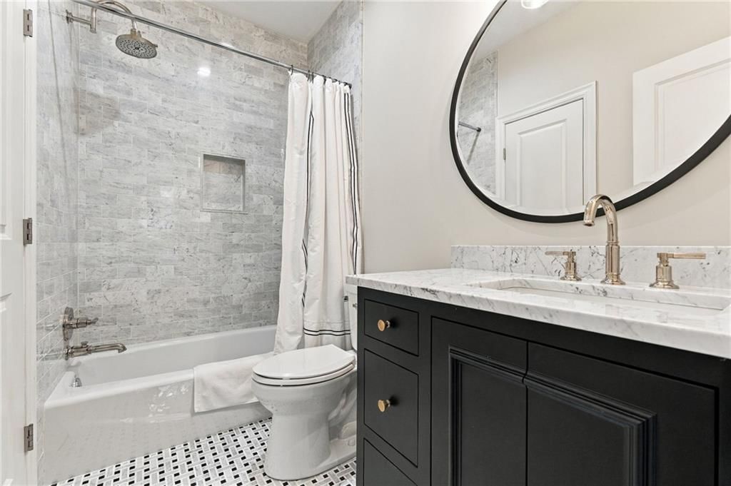 12521 Grand Avenue — photo 25