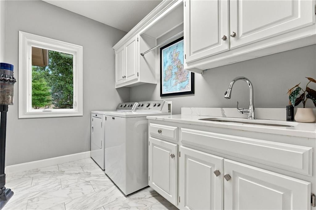 12521 Grand Avenue — photo 34